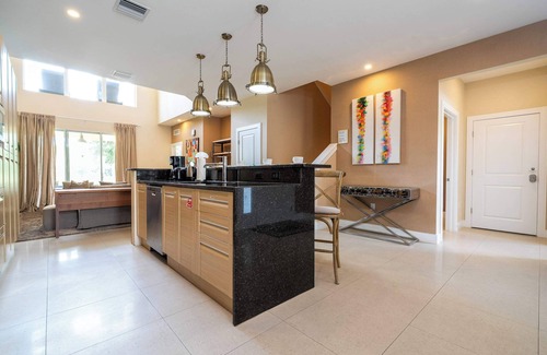 Florida Central Atlantic Coast House | Modern Magic Village Home for 8 with Grill 3131
