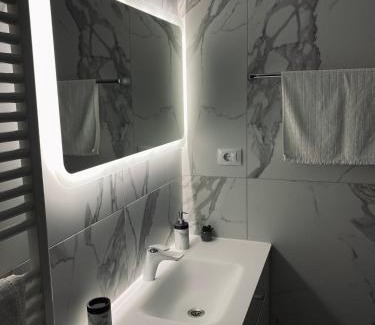 Gura Humorului Apartment | Modern Majesty Apartament
