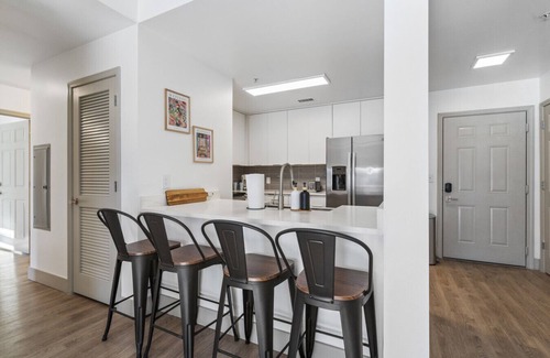 Charlotte Center City Apartment | Modern Marvel | Free Parking, Gym, Near Stadium