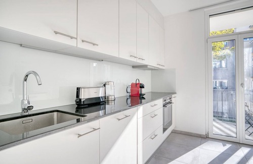 Basel City Centre Apartment | Modern Matthäus 3 Room w/Storage, nr Market, by Blueground