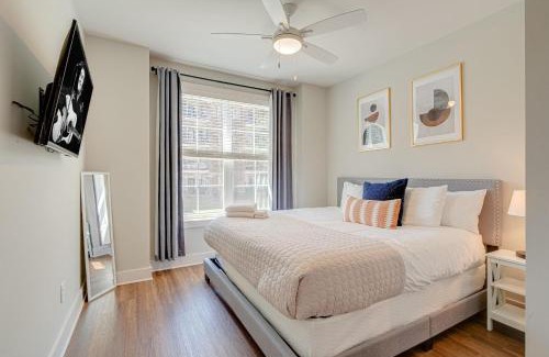 Melrose House | Modern Melrose-2 Bedroom Condo-5 mins to Broadway