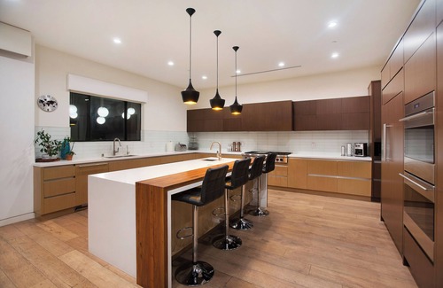 Melrose Villa | Modern Melrose Luxury Villa