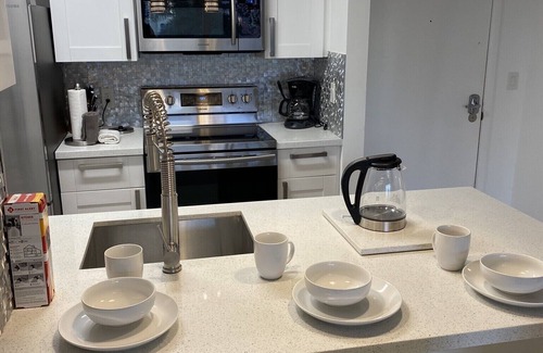 Aventura Apartment | Modern Miami Yacht Club at Aventura Beach Pool Golf Mall No Risk Cancellation