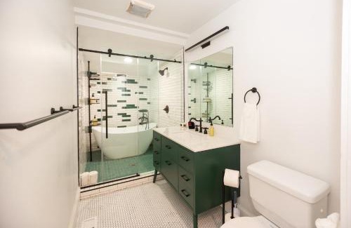 Durham House | Modern Mill House - 3br Downtown Durham