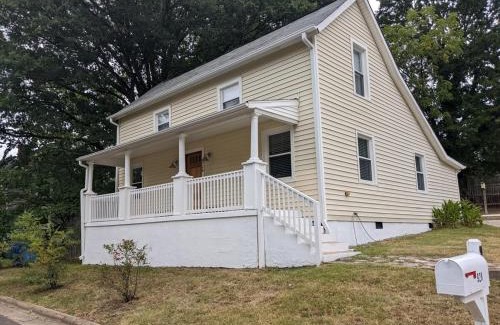 Durham House | Modern Mill House - 3br Downtown Durham