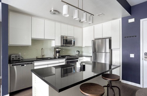 Mission Bay Apartment | Modern Mission Bay 1BR, w/Gym, close to Caltrain by Blueground
