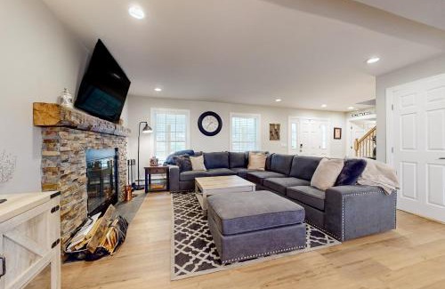 West Dover House | Modern Mountain Homestead