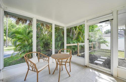 Naples House | Modern Naples Duplex Home about 7 Mi to Beach!