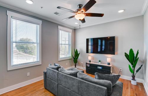 The Nations Apartment | Modern Nashville Condo Walk to Local Breweries!