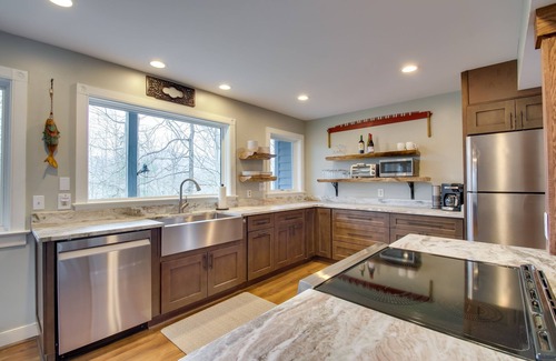 Nellysford Cabin | Modern Nellysford Getaway on 40 Private Acres!