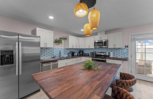 Paradise Valley Oasis House | Modern North Phoenix Retreat | Heated Pool & Luxe Comfort