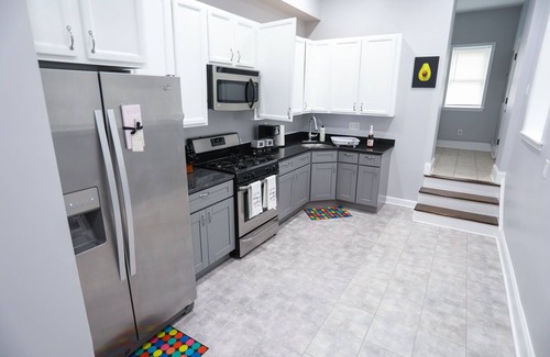 Downtown Baltimore House | Modern Oasis - Close to M&T Stadium, John Hopkins & Downtown
