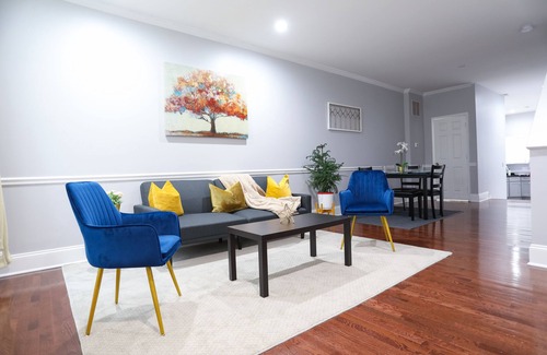 Downtown Baltimore House | Modern Oasis - Close to M&T Stadium, John Hopkins & Downtown