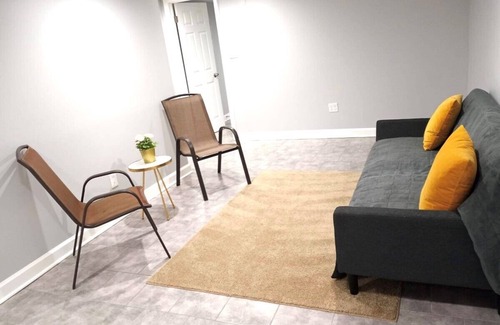 Downtown Baltimore House | Modern Oasis - Close to M&T Stadium, John Hopkins & Downtown
