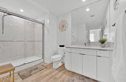 Miramar Apartment | Modern Oasis Stylish Getaway