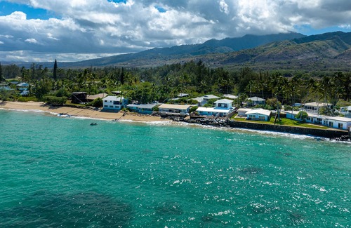 Waialua House | Modern Oceanfront Luxury - Brand New 3 Bed/2 Bath Home on the Water!