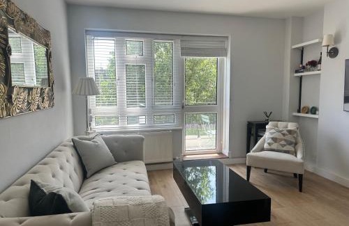 Brompton & Hans Town Apartment | Modern One Bedroom Apartment, Sloane Square