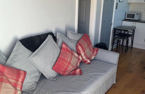 Bridlington Ski Chalet | Modern One Bedroom Chalet with Central Heating