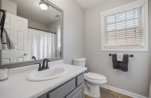 Manchester House | Modern Open Concept Colonial 2500sq Ft 4 Bed 2.5 Bath