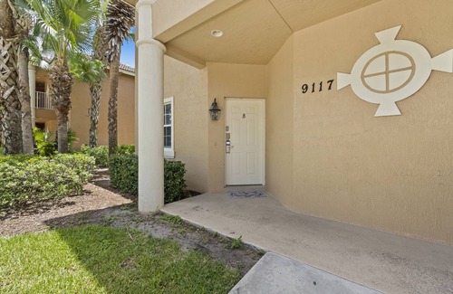 Port Saint Lucie Condo | Modern PGA Village Condo