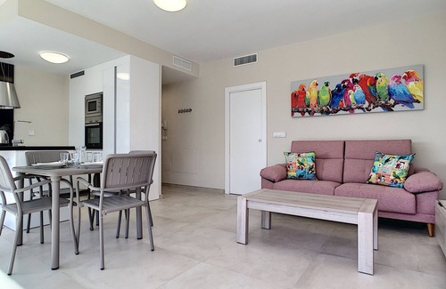 Mar de Cristal Apartment | Modern, pool view, south east facing