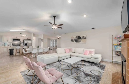 Port Saint Lucie Villa | Modern Port Saint Lucie Villa