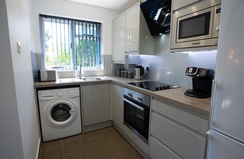 Rushmoor District Apartment | Modern Private Apartment Centrally Located