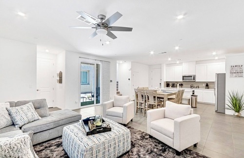 Pittmann House | Modern & Private Henderson Getaway Near Las Vegas!