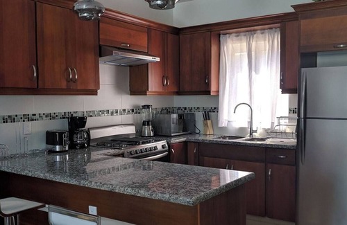 La Mulata Villa | Modern & private villa minutes from the beach
