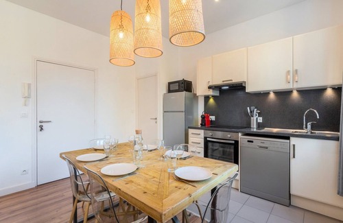 Marcq-en-Baroeul Apartment | Modern, quiet 3-bedroom apartment with parking