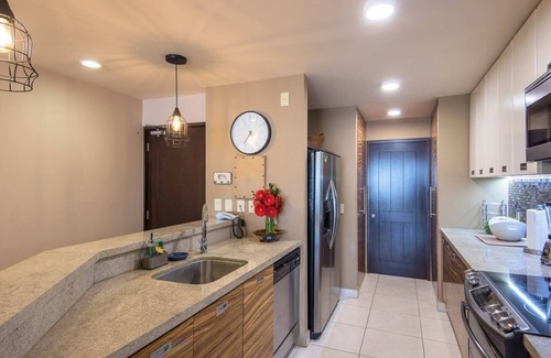 Flamingos Condo | Modern- Renovated- Breathtaking 6th Floor- 3 Bedrooms Villa Magna