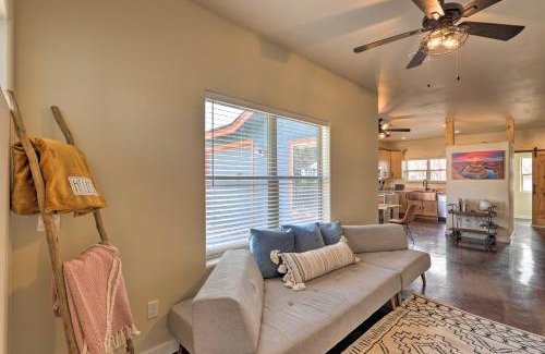 Williams House | Modern Retreat 3 Blocks to Dtwn Williams and Rte 66