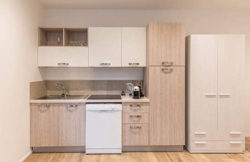 Arco Apartment | Modern River Studio Apartment with Mountain View in Central Location; Parking Available