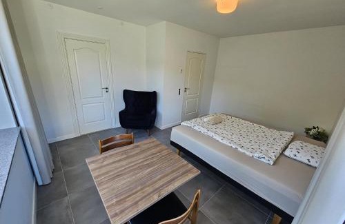 Kastrup Apartment | Modern room by CPH Airport - 1 min to Train, 15 min to Beach