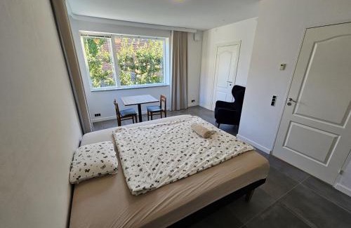 Kastrup Apartment | Modern room by CPH Airport - 1 min to Train, 15 min to Beach