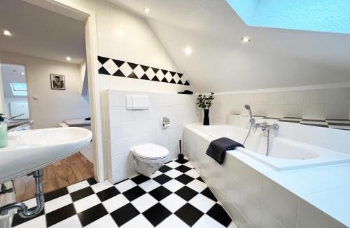 Momlingen Apartment | Modern Ruhig 6 Gäste 110m2 Wlan