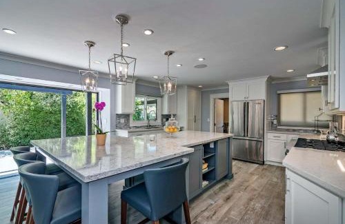 Montecito House | Modern Serenity Luxury with Expansive Backyard