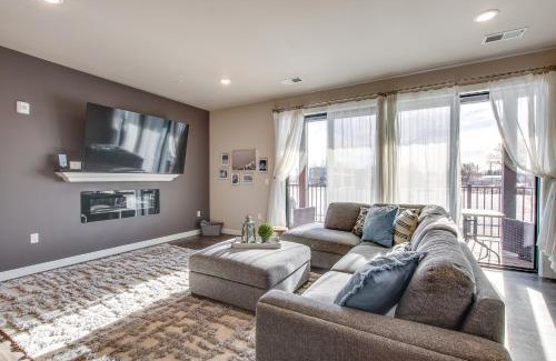 Sheboygan Apartment | Modern South Pier Condo on Sheboygan River!