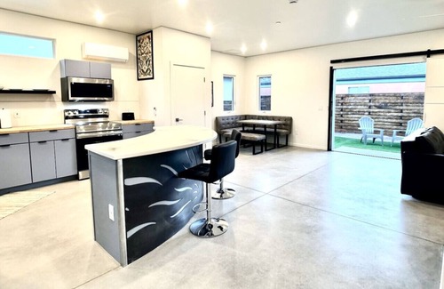 North Dodge House | Modern Studio Home w/Yard Central Tucson Desert Escape