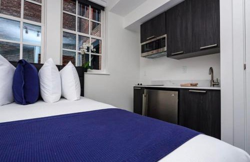 Fenway–Kenmore Apartment | Modern Studio in Historic Boston - Garden Unit #4