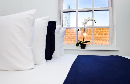 Fenway–Kenmore Apartment | Modern Studio in Historic Boston - Unit #401