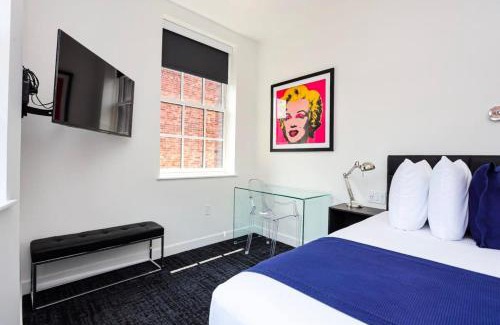 Fenway–Kenmore Apartment | Modern Studio in Historic Boston - Unit #302