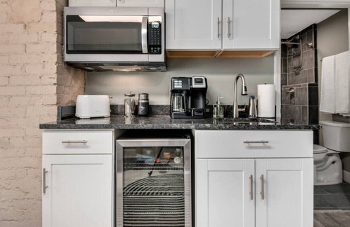 North Chattanooga Apartment | Modern Studio in Trendy Neighborhood Near Downtown