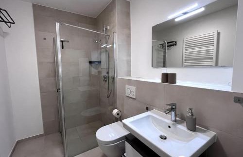 Schoenefeld Apartment | Modern Studio near Airport