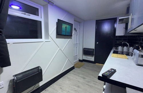 Bolton Apartment | Modern Stylish Studio Apartment in Bolton Town centre