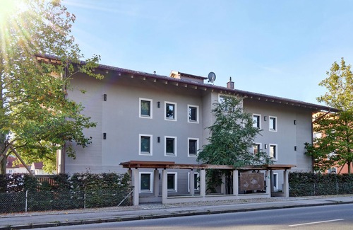 Murnau am Staffelsee Apartment | MODERN SUITE - 82sqm 1st floor - opt. 2 pers. - south-facing balcony, WLAN; NEW! SAUNA HOUSE!