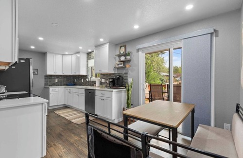 Scenic Heights House | Modern Suite Near Denver | Hot Tub | Outdoor Oasis