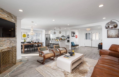 Whittier House | Modern Sunset Home with Outdoor Deck, Pool & BBQ