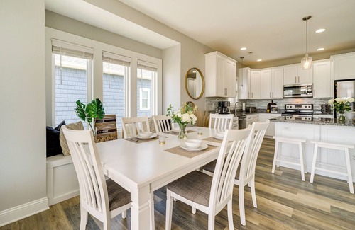 Surf City Cottage | Modern Surf City Beach House w/Hot Tub!