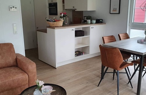 Wangerland Cottage | Modern Swedish-style mobile home-Medium